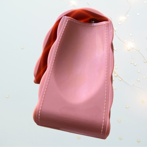 ORCHID LOVE Quilted Jelly Flap Bag with Gold Chain New with Tags - Picture 6 of 11